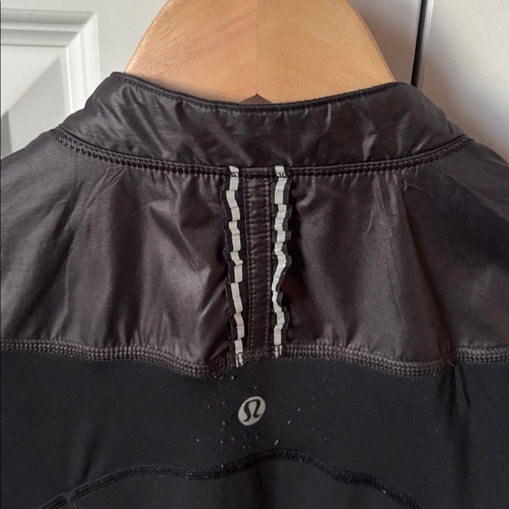 Lululemon Black Jacket - Picture 4 of 4